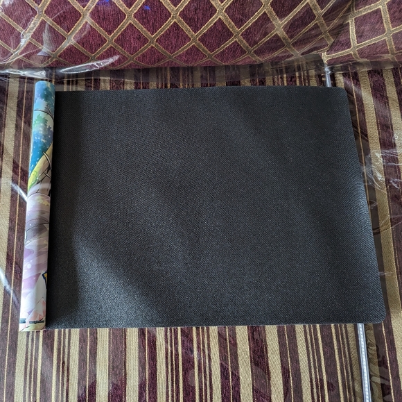 Pokémon Go Radiant Eevee Playmat - Picture 2 of 3